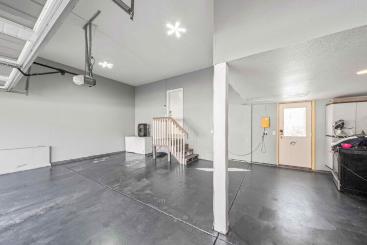 14905 Summit Oaks Drive